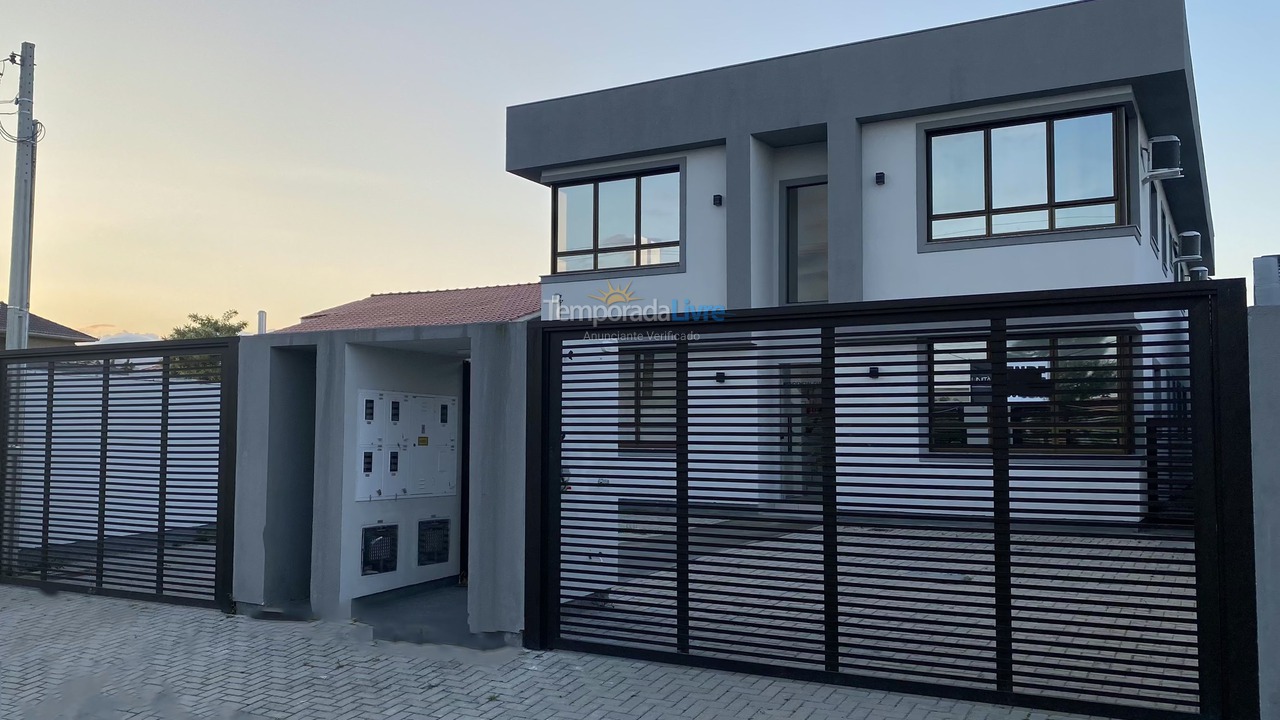 Apartamento para aluguel de temporada em Palhoça (Praia do Sonho)