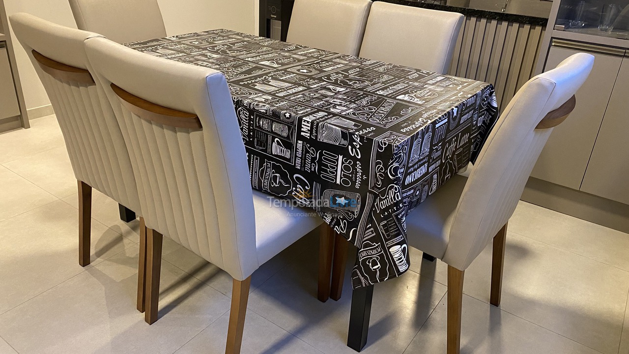 Apartamento para aluguel de temporada em Palhoça (Praia do Sonho)