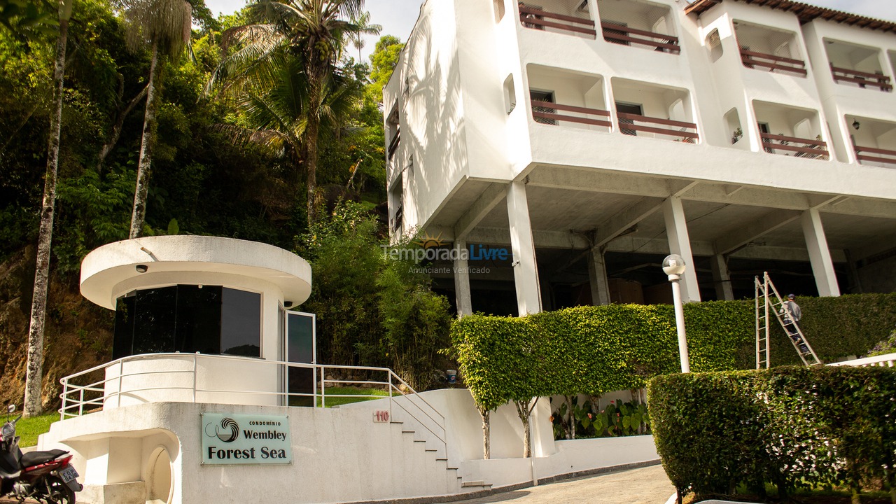 Apartamento para aluguel de temporada em Ubatuba (Praia das Toninhas)