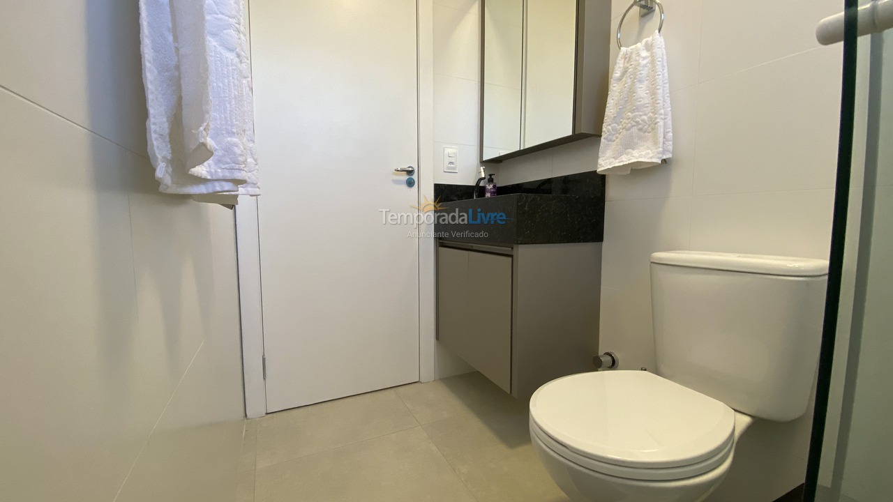 Apartamento para aluguel de temporada em Palhoça (Praia do Sonho)