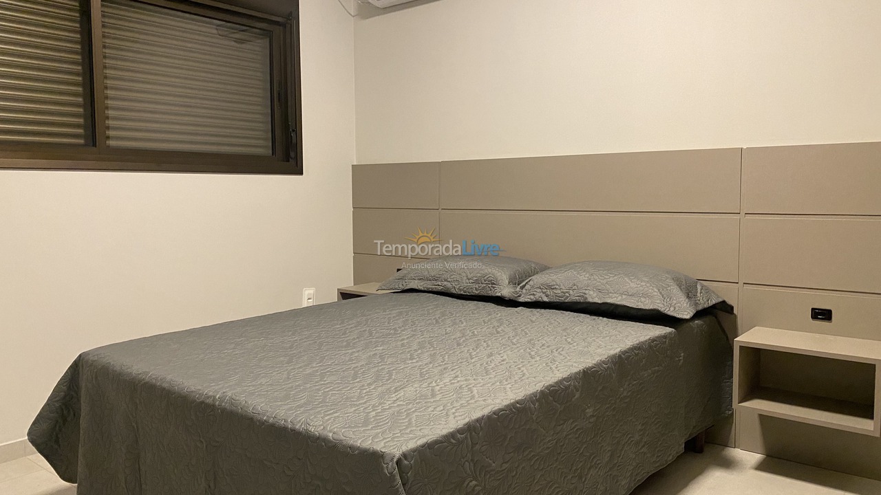 Apartamento para aluguel de temporada em Palhoça (Praia do Sonho)