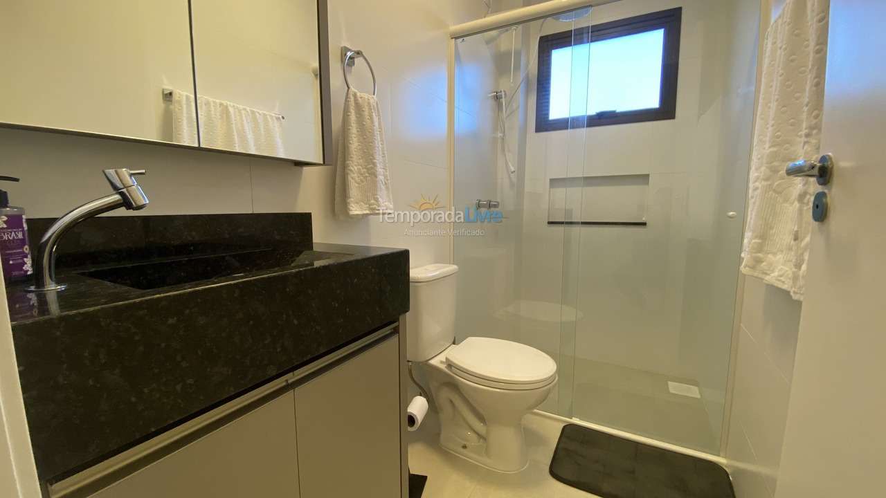 Apartamento para aluguel de temporada em Palhoça (Praia do Sonho)