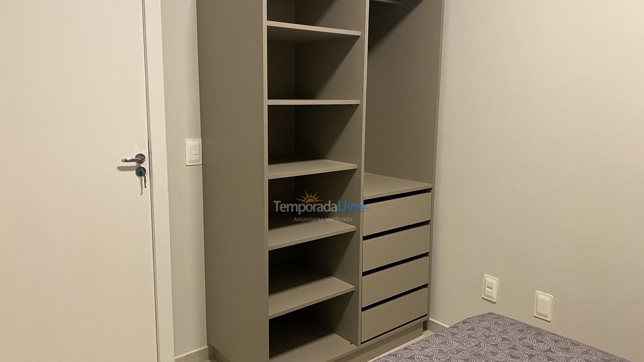 Apartamento para aluguel de temporada em Palhoça (Praia do Sonho)