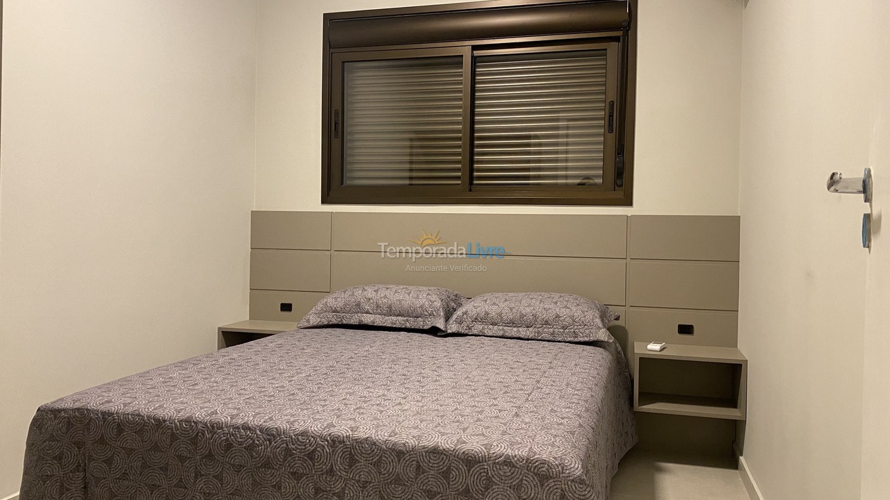 Apartamento para aluguel de temporada em Palhoça (Praia do Sonho)