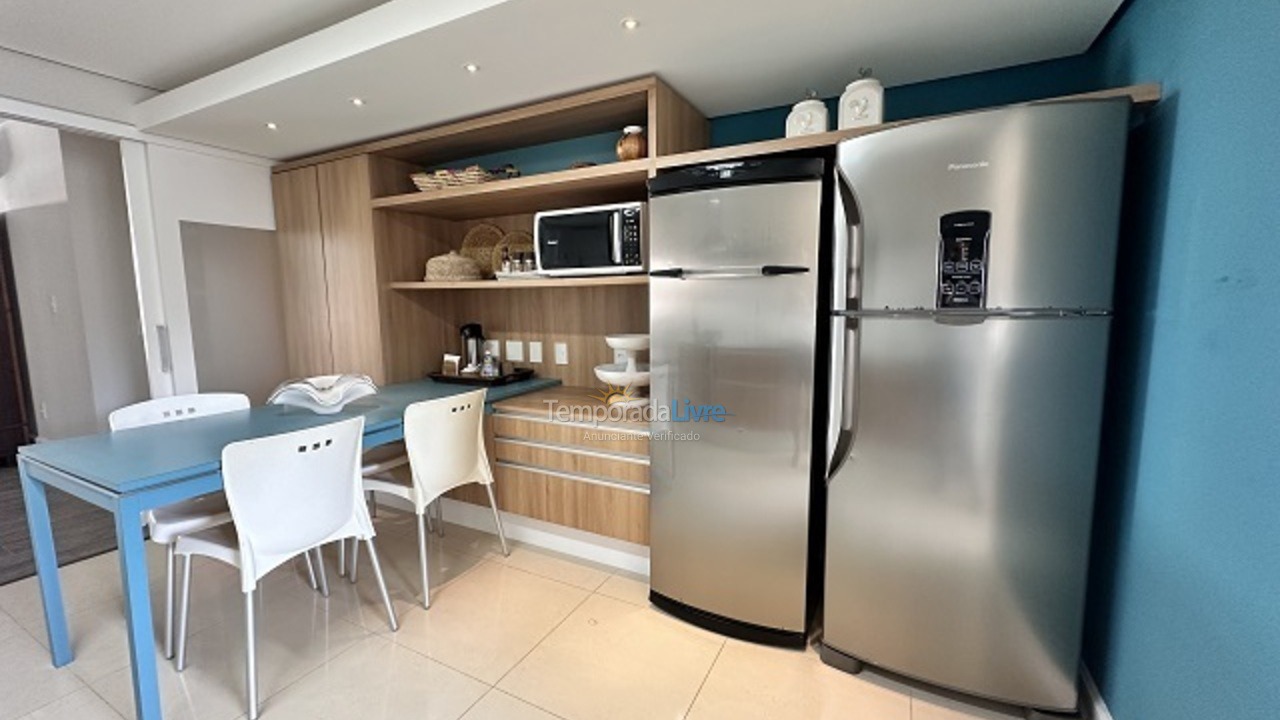 Apartamento para aluguel de temporada em Florianópolis (Praia Brava)