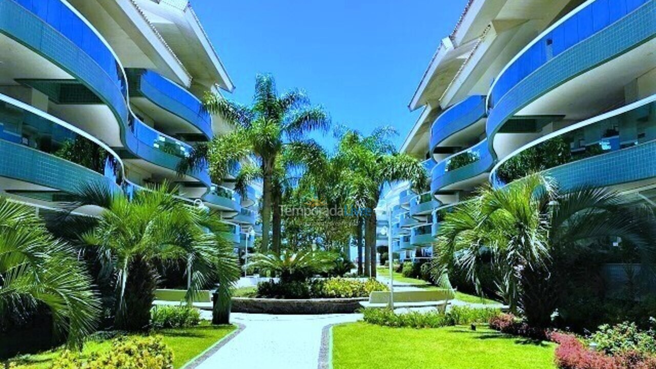 Apartamento para aluguel de temporada em Florianópolis (Praia Brava)