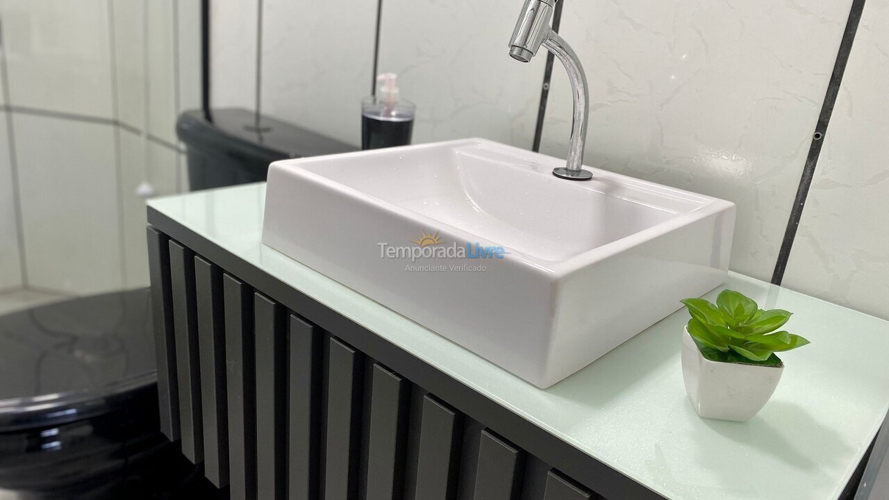 Apartamento para aluguel de temporada em Praia Grande (Guilhermina)