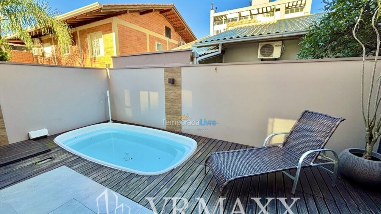 Casa para aluguel de temporada em Bombinhas (Mariscal)