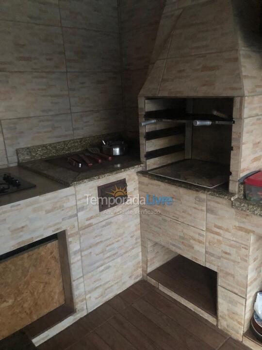 Casa para alquiler de vacaciones em São Francisco do Sul (Vila da Glória)