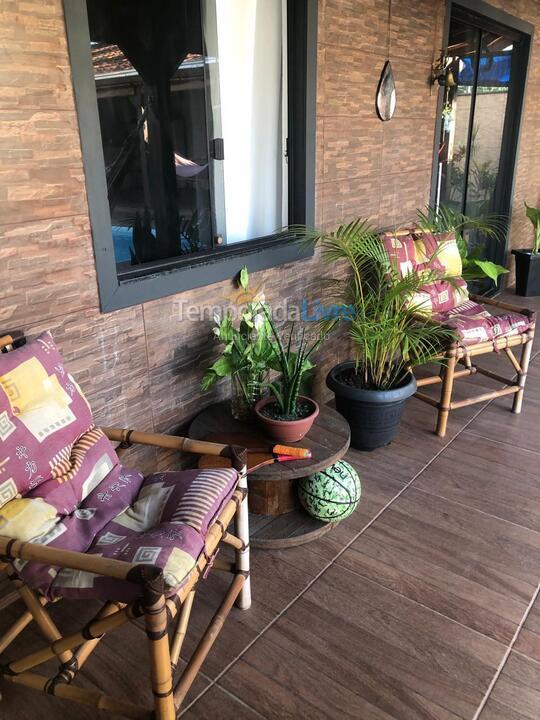 Casa para alquiler de vacaciones em São Francisco do Sul (Vila da Glória)