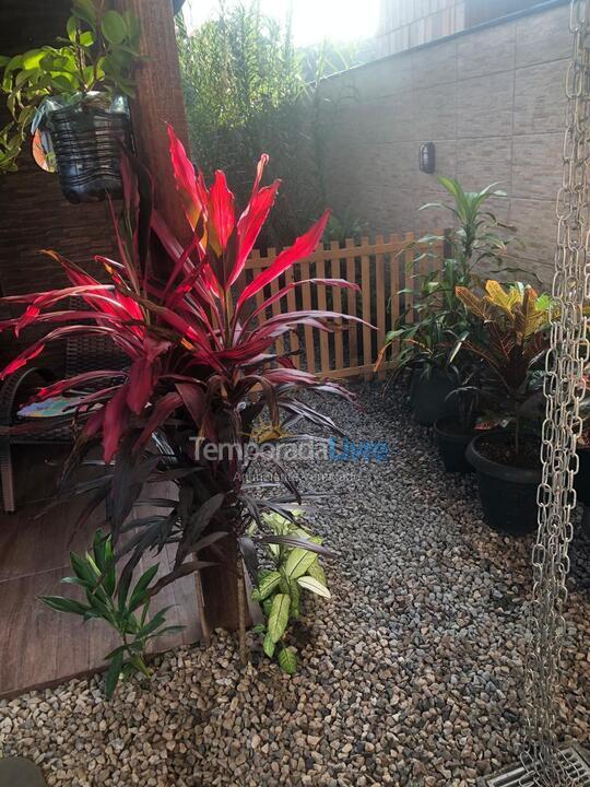 Casa para alquiler de vacaciones em São Francisco do Sul (Vila da Glória)