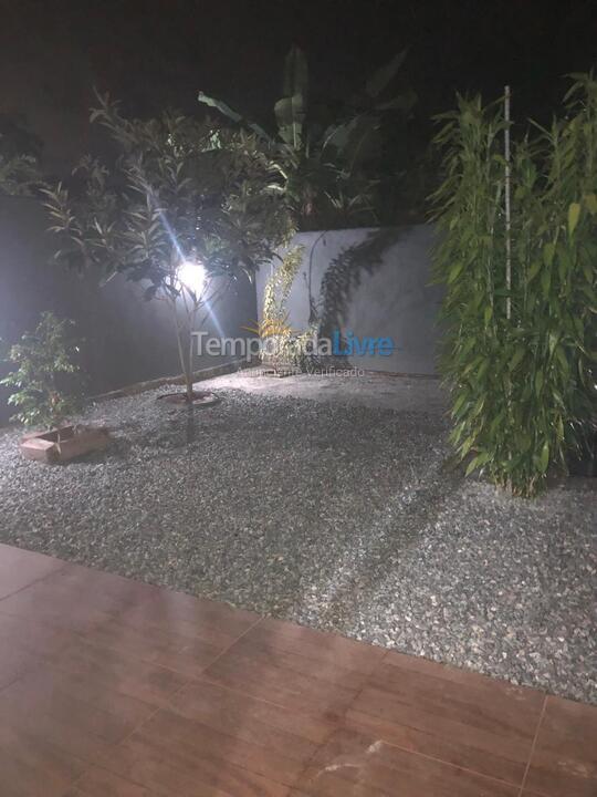 Casa para alquiler de vacaciones em São Francisco do Sul (Vila da Glória)