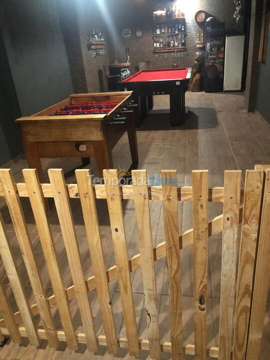 Casa para alquiler de vacaciones em São Francisco do Sul (Vila da Glória)