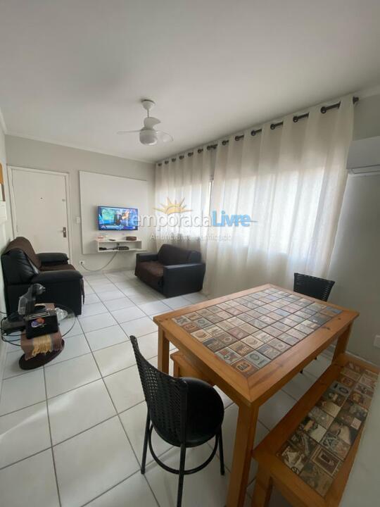 Apartamento para aluguel de temporada em Guarujá (Pitangueiras)