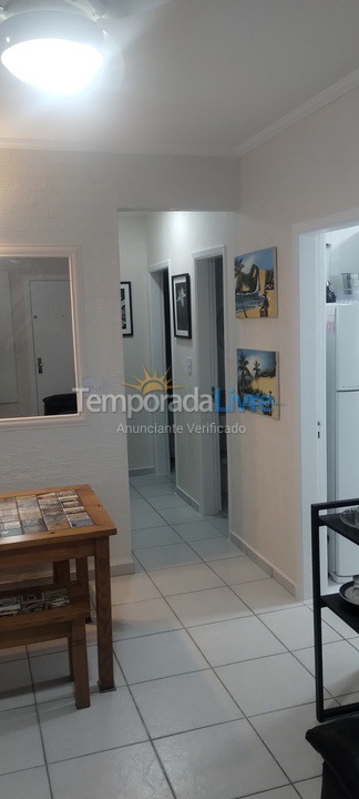 Apartamento para aluguel de temporada em Guarujá (Pitangueiras)