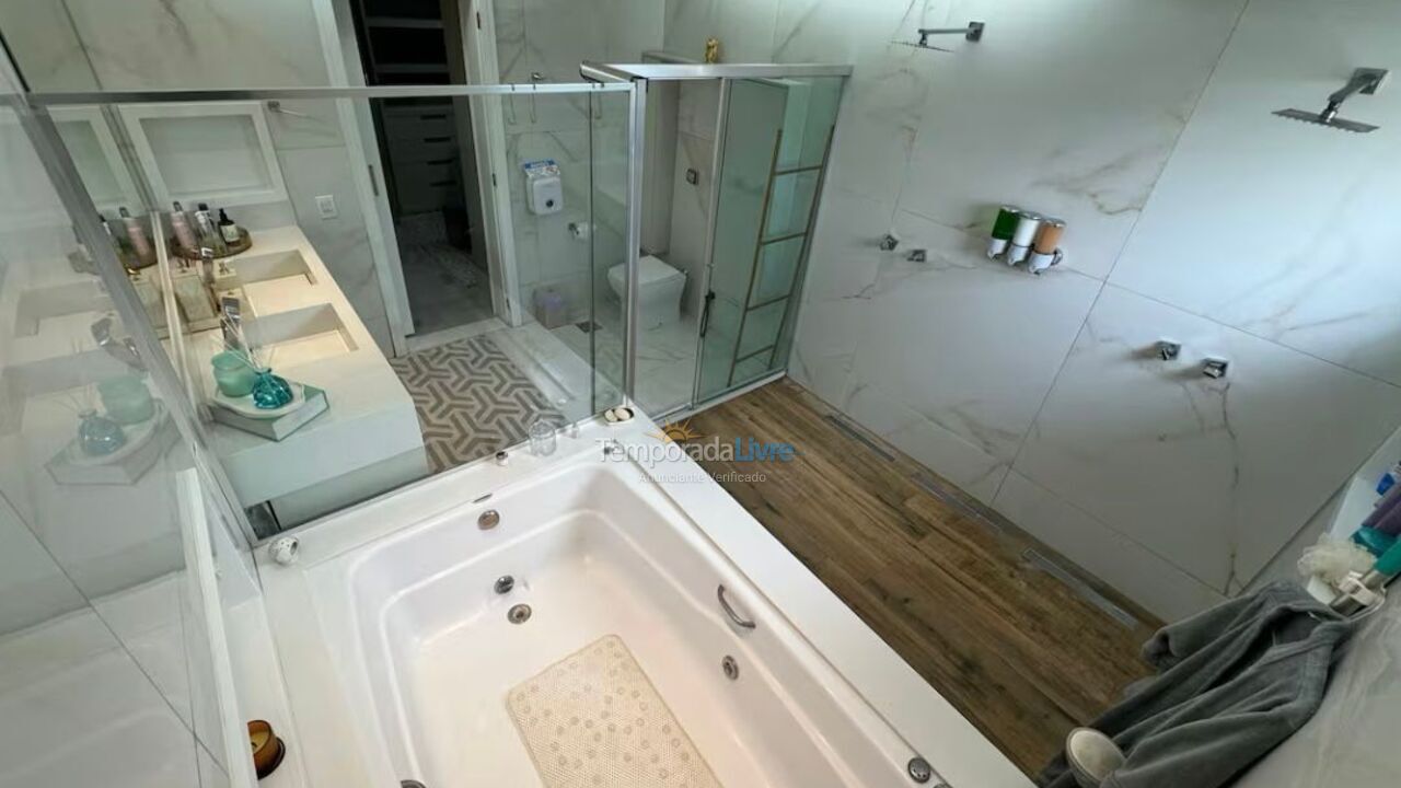 Casa para aluguel de temporada em Rio de Janeiro (Barra da Tijuca)