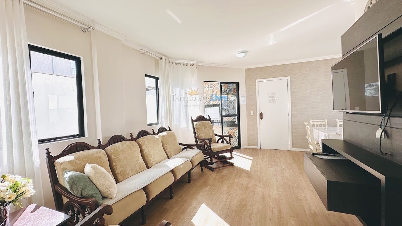 Apartamento para aluguel de temporada em Balneário Camboriú (Praia Central)
