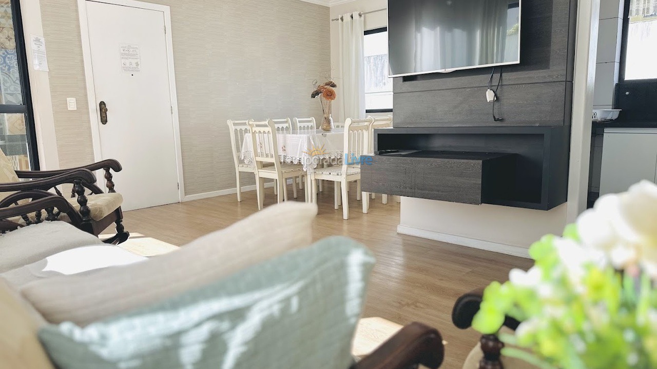 Apartamento para aluguel de temporada em Balneário Camboriú (Praia Central)