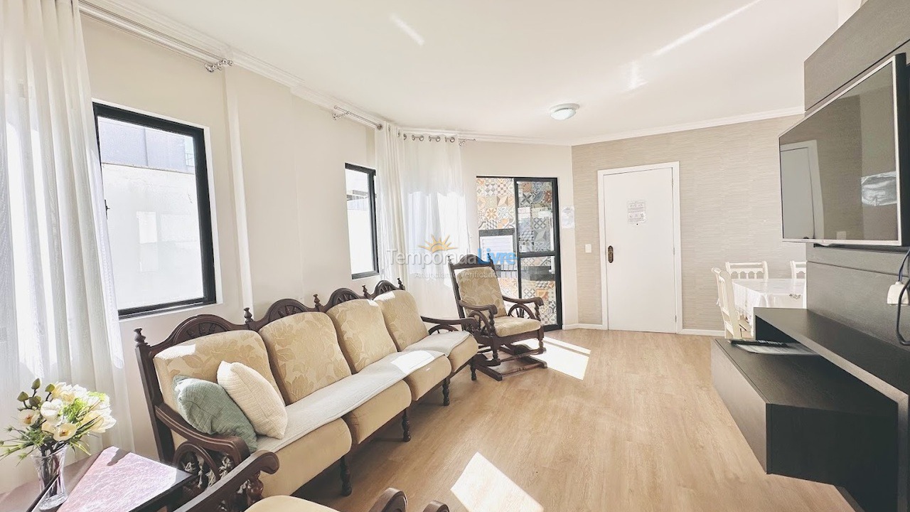 Apartamento para aluguel de temporada em Balneário Camboriú (Praia Central)