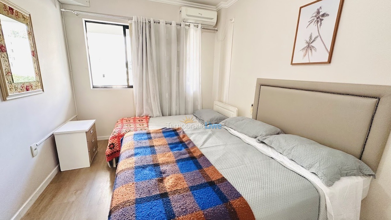 Apartamento para aluguel de temporada em Balneário Camboriú (Praia Central)