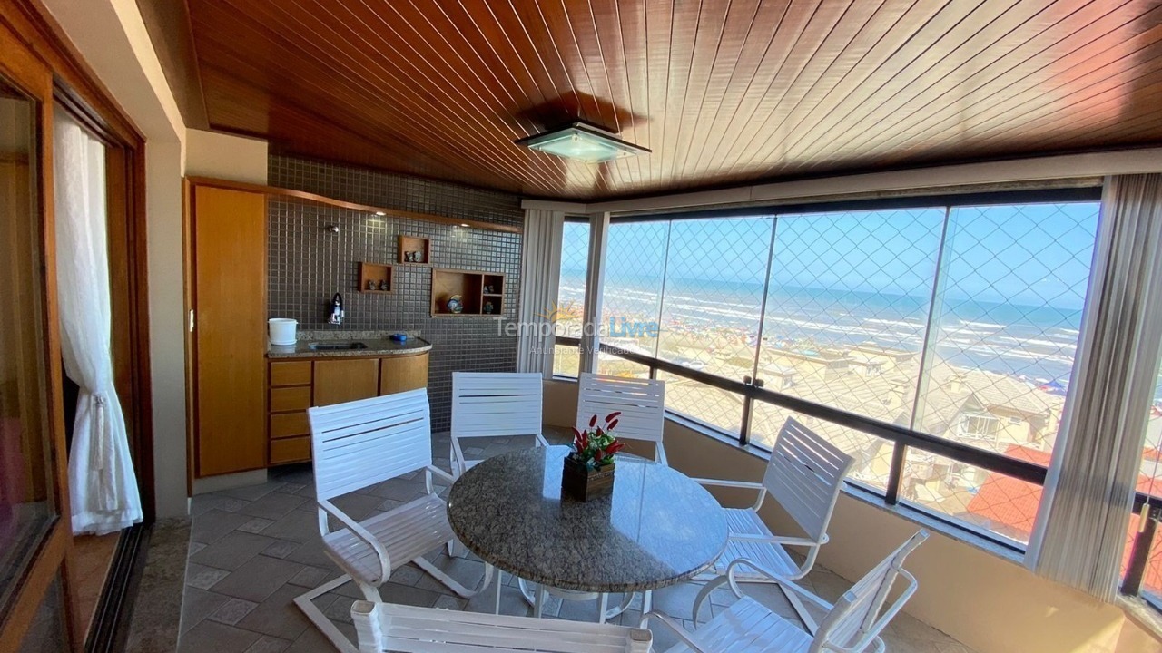 Apartamento para aluguel de temporada em Capão da Canoa (Zona Nova)