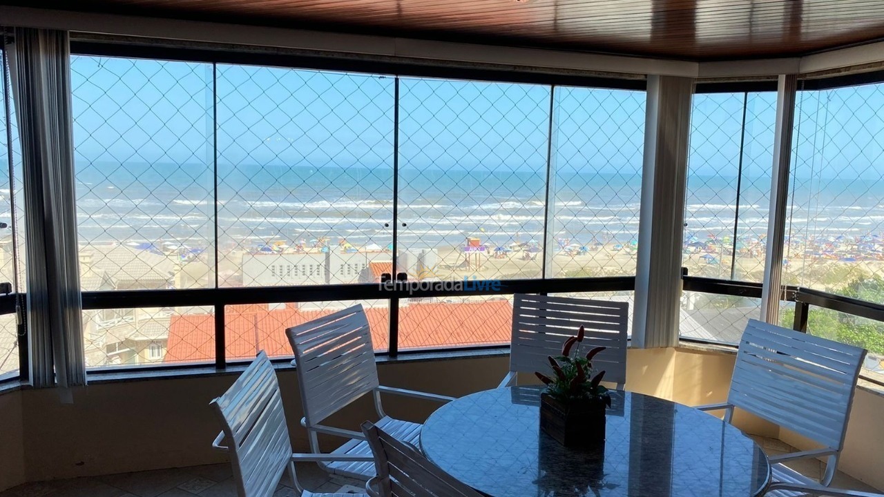 Apartamento para aluguel de temporada em Capão da Canoa (Zona Nova)