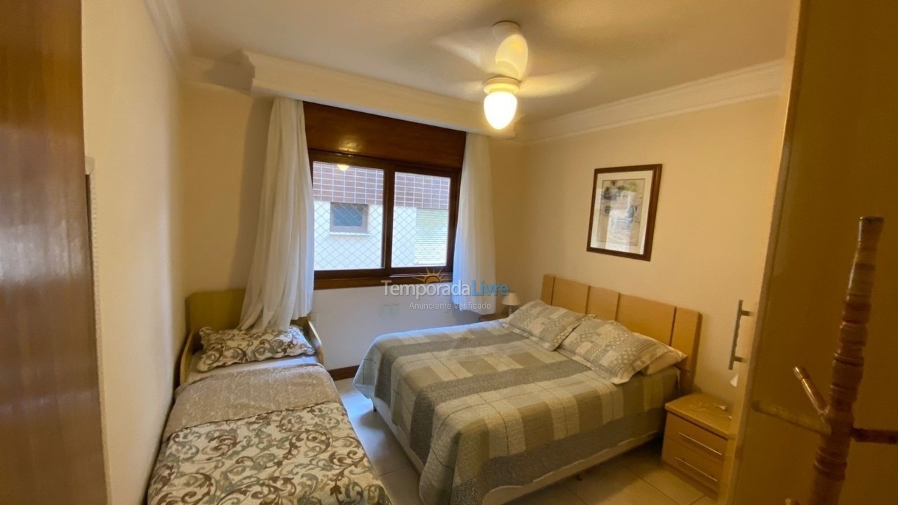 Apartamento para aluguel de temporada em Capão da Canoa (Zona Nova)