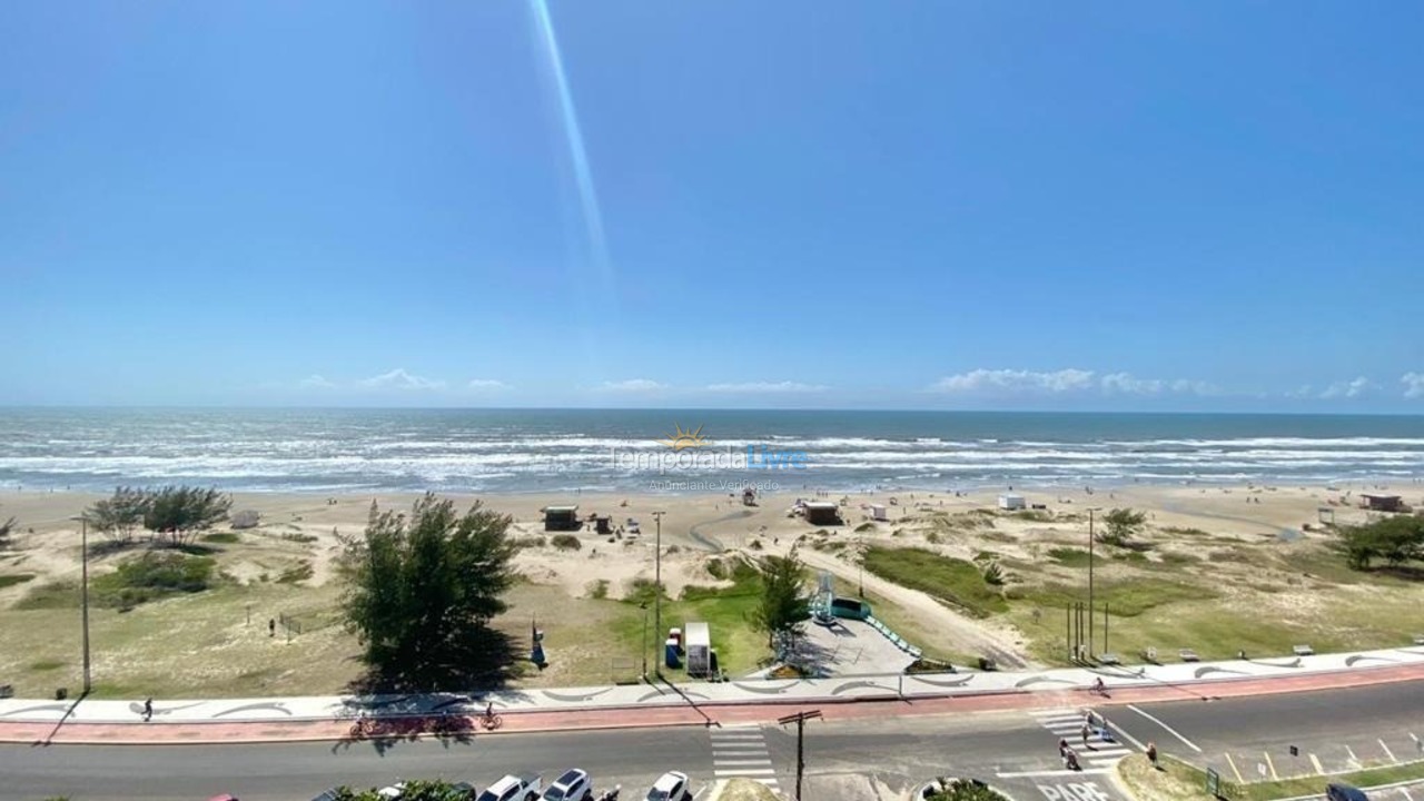 Apartamento para aluguel de temporada em Capão da Canoa (Navegantes)