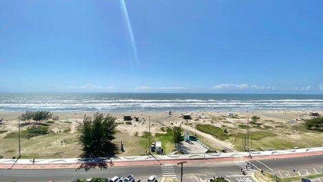 Beira mar - RESERVAS DIRETO COMIGO - INSTAGRAM: @PABLOREIDOIMOVEL