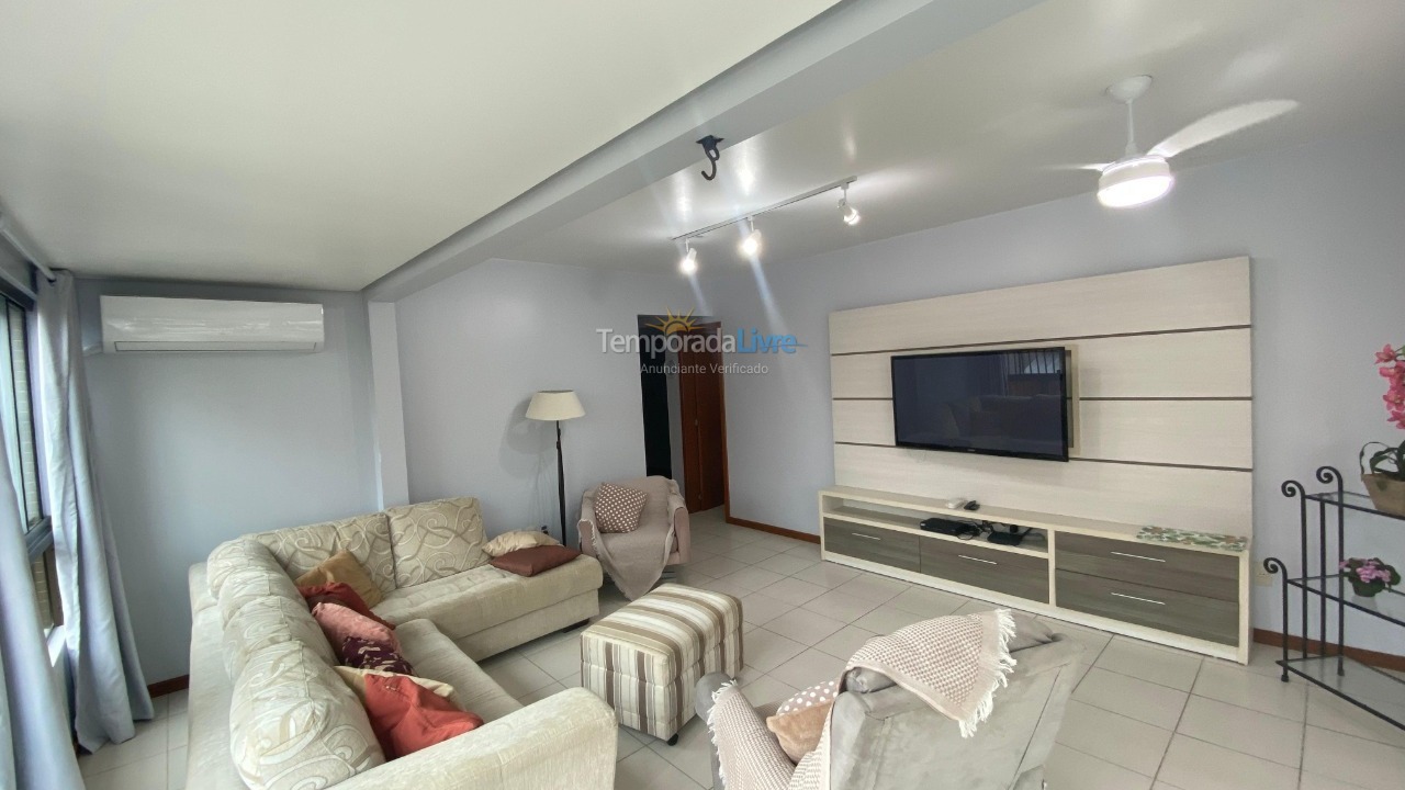 Apartamento para aluguel de temporada em Capão da Canoa (Centro)