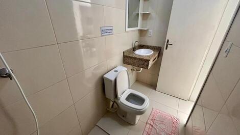 SOBRADO ACONCHEGANTE PARA 6 PESSOAS EM BOMBAS