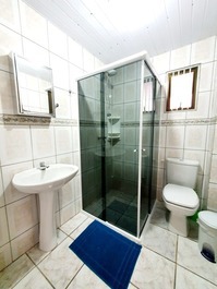 169B- APARTAMENTO PRÓXIMO AO MAR EM BOMBINHAS
