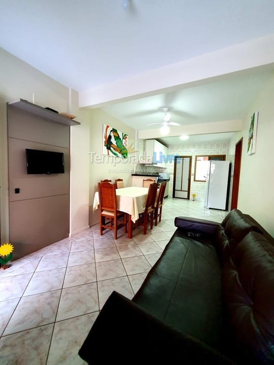 Apartamento para aluguel de temporada em Bombinhas (Praia de Bombinhas)