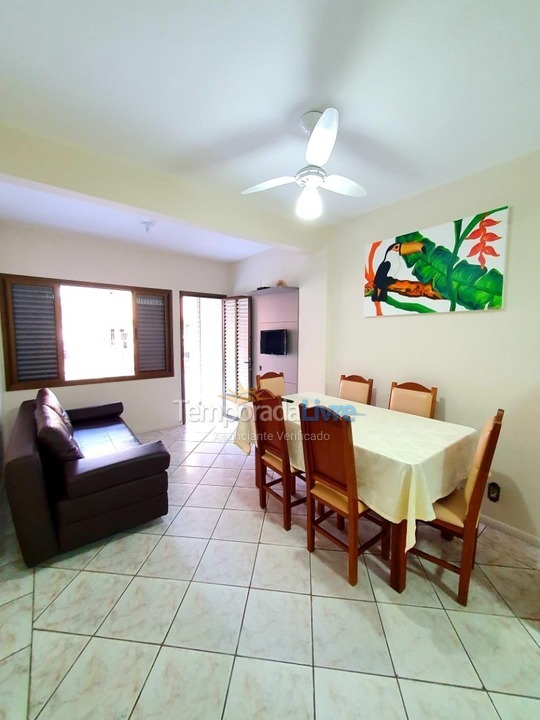 Apartamento para aluguel de temporada em Bombinhas (Praia de Bombinhas)