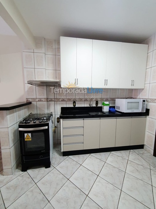 Apartamento para aluguel de temporada em Bombinhas (Praia de Bombinhas)