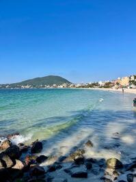 Super cozy house with pool and sea view