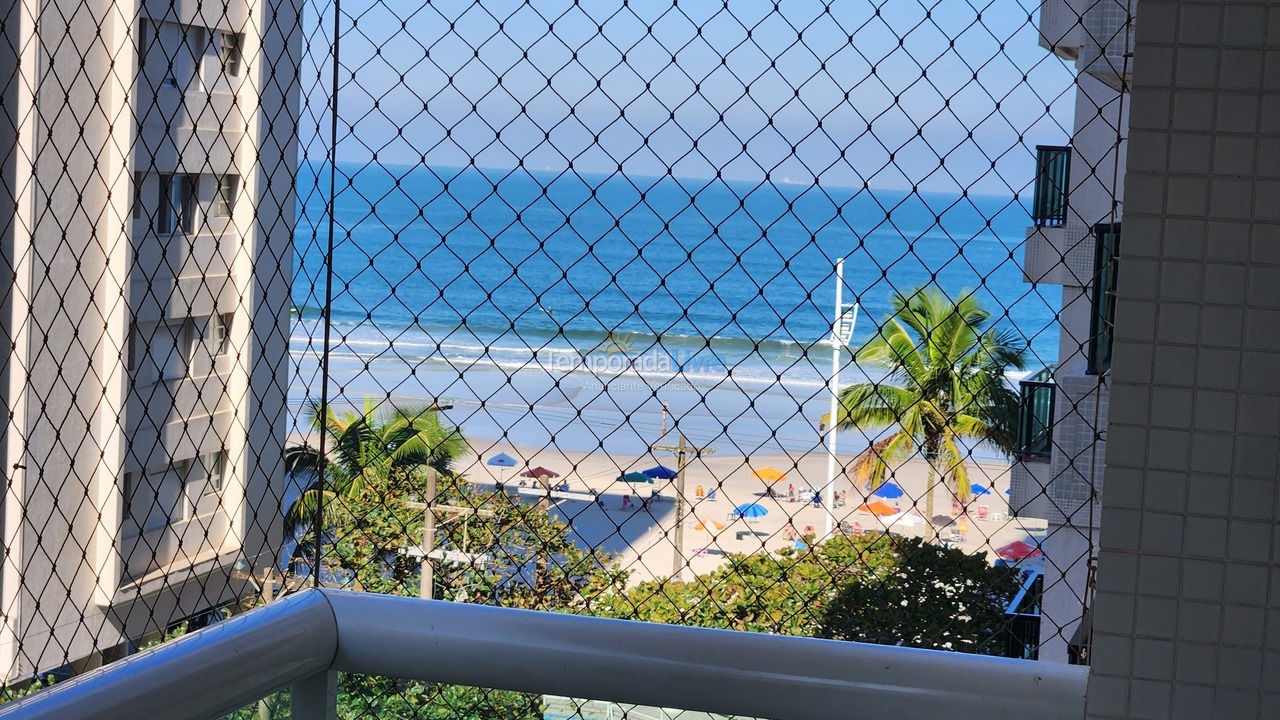 Apartamento para aluguel de temporada em Guarujá (Pitangueiras)