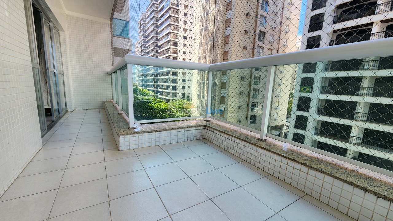 Apartamento para aluguel de temporada em Guarujá (Pitangueiras)