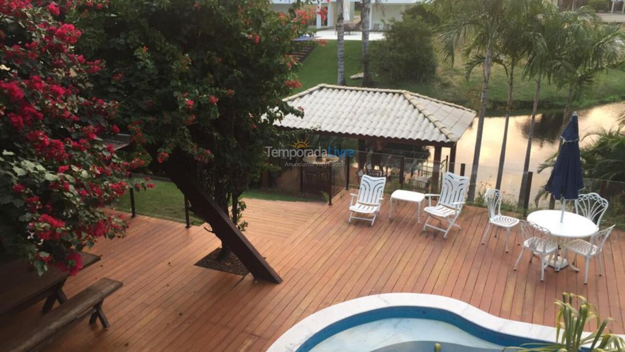 Casa para aluguel de temporada em Camaçari (Busca Vida)