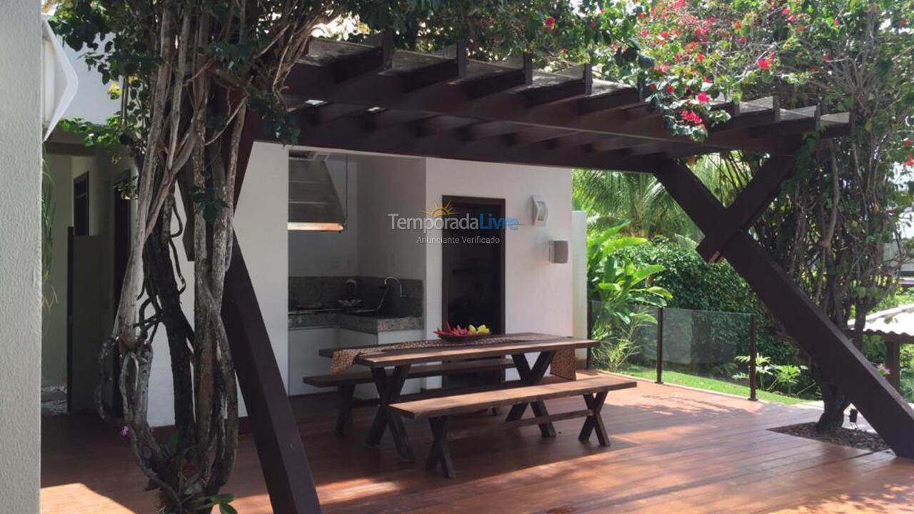 Casa para aluguel de temporada em Camaçari (Busca Vida)