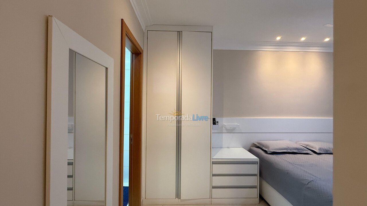 Apartamento para alquiler de vacaciones em Ubatuba (Praia das Toninhas)