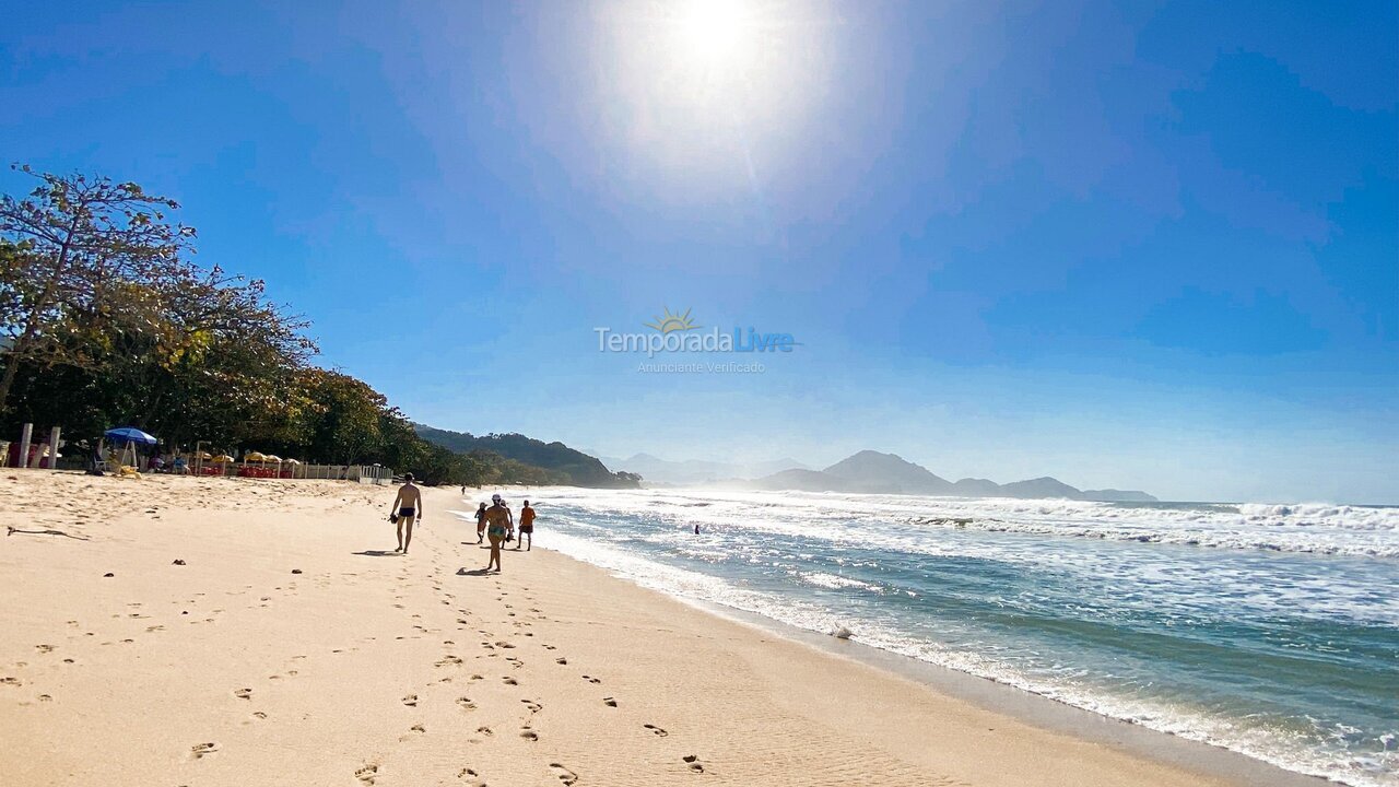 Apartamento para alquiler de vacaciones em Ubatuba (Praia das Toninhas)