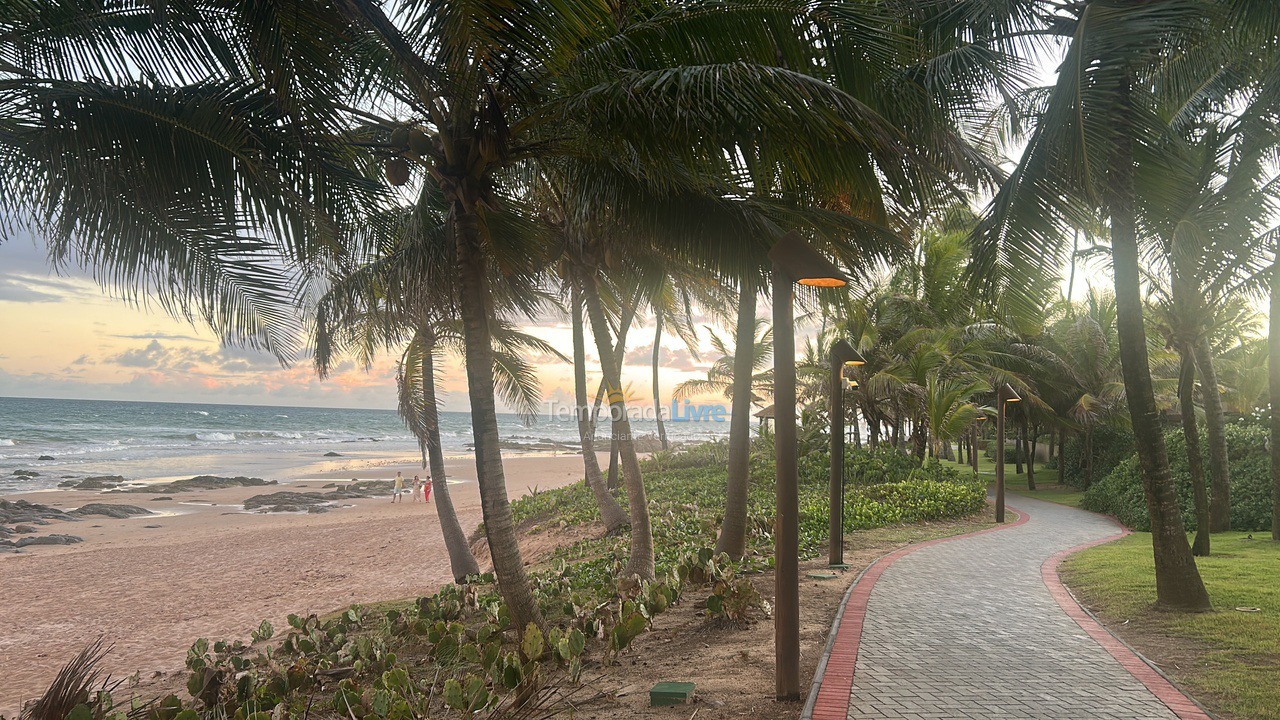 Casa para aluguel de temporada em Camaçari (Busca Vida)