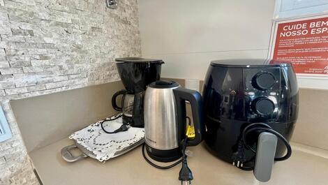 Sophisticated apartment with 4 suites in Meia Praia - Sea view