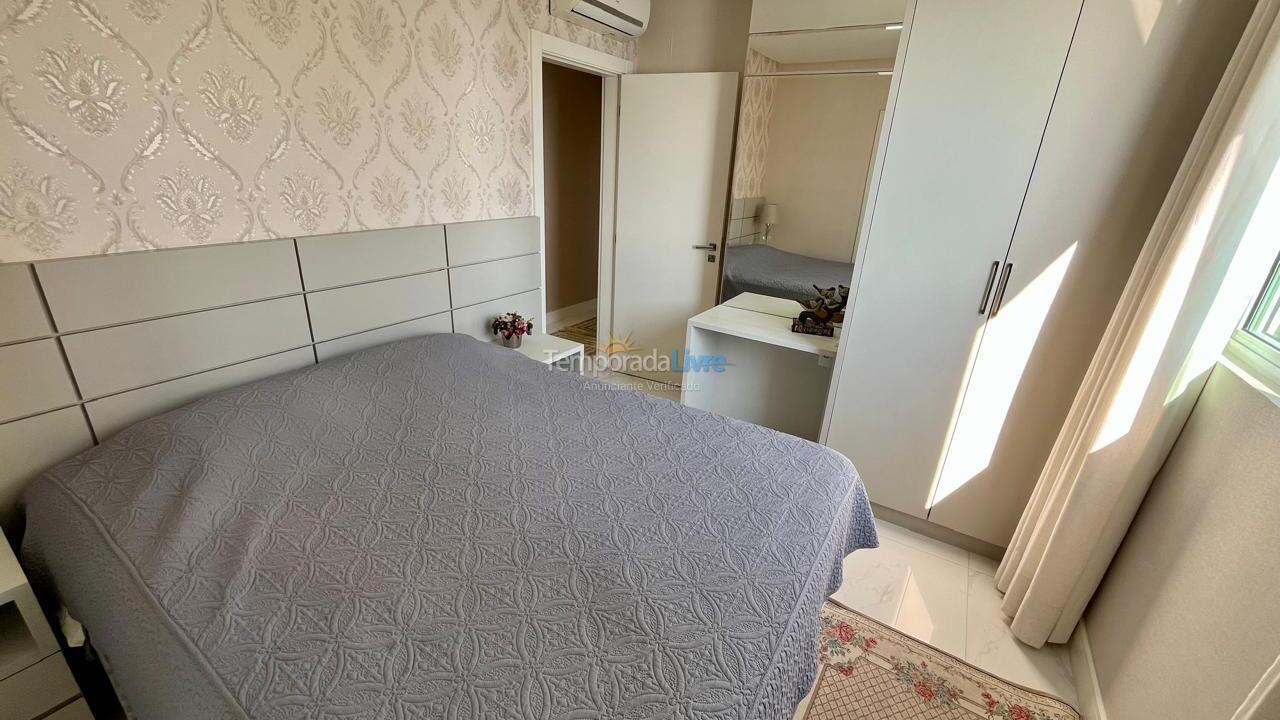 Apartment for vacation rental in Itapema (Meia Praia)