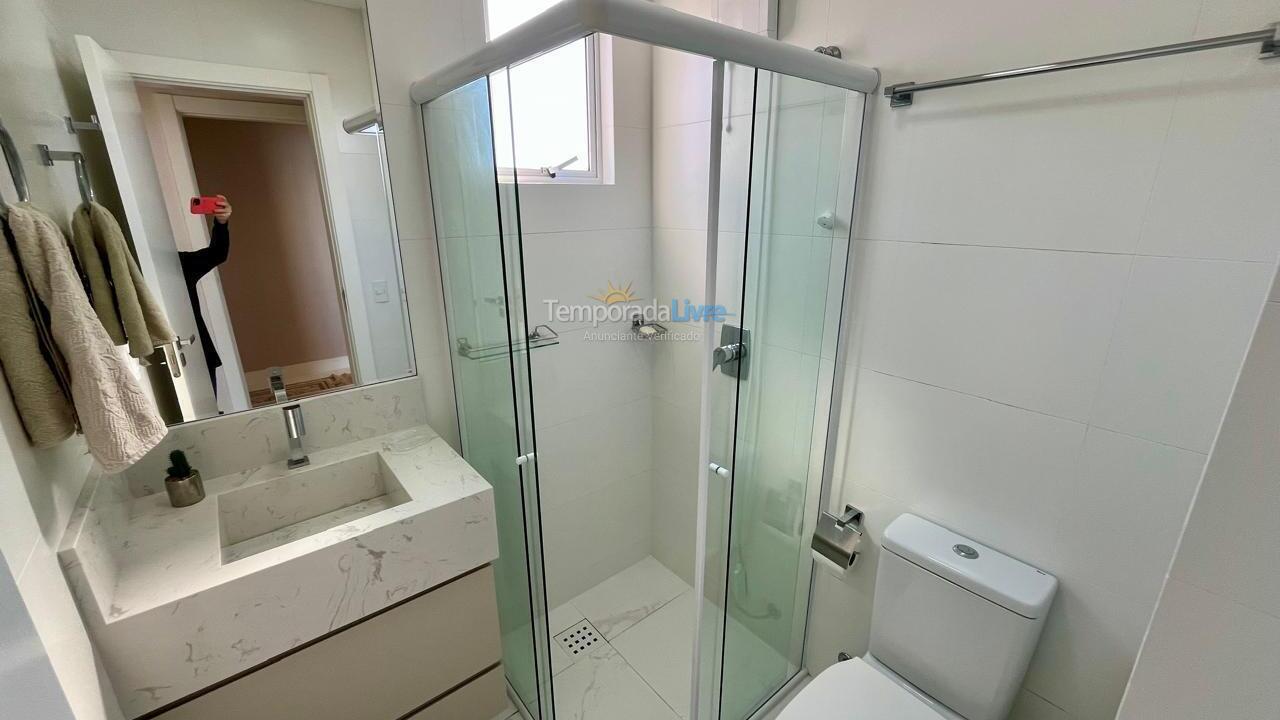 Apartment for vacation rental in Itapema (Meia Praia)