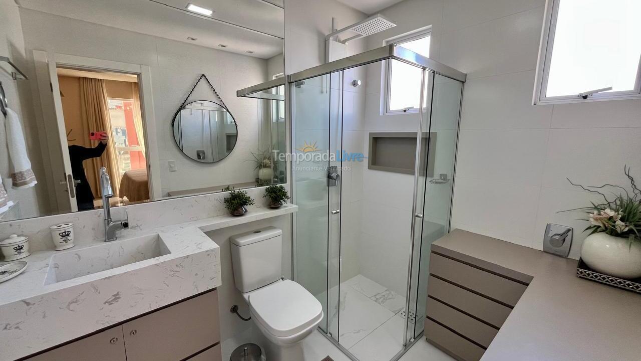 Apartment for vacation rental in Itapema (Meia Praia)