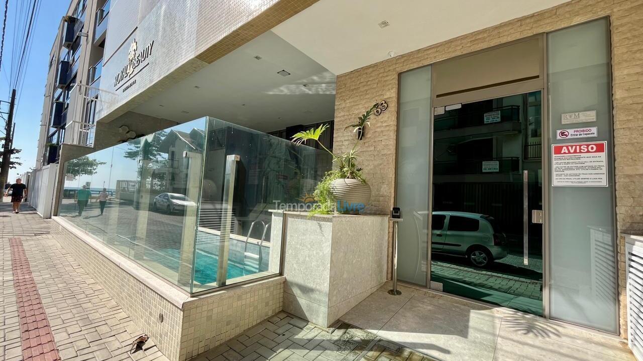 Apartment for vacation rental in Itapema (Meia Praia)