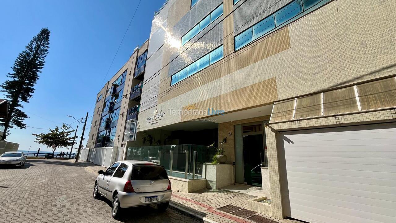 Apartment for vacation rental in Itapema (Meia Praia)