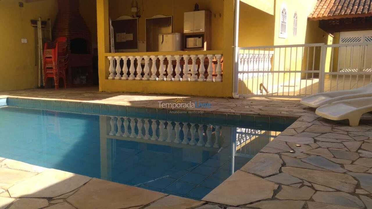 Casa para aluguel de temporada em Itanhaém (Balneário Gaivotas)